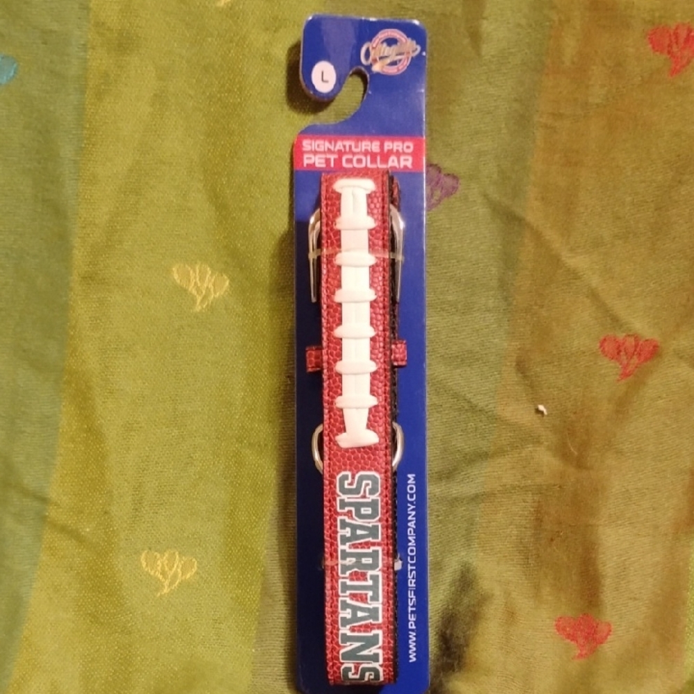 🏈 Michigan State Spartans Signature Pro Football Pet Collar